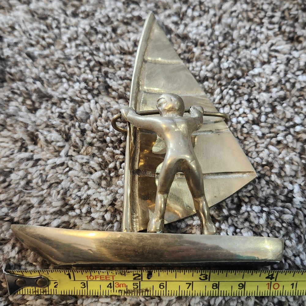 Elegant Brass WindsurferFigurine - Picture 5 of 6